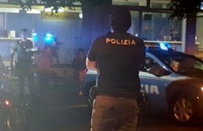 Controlli serali delle Forze dell'ordine (foto generica)