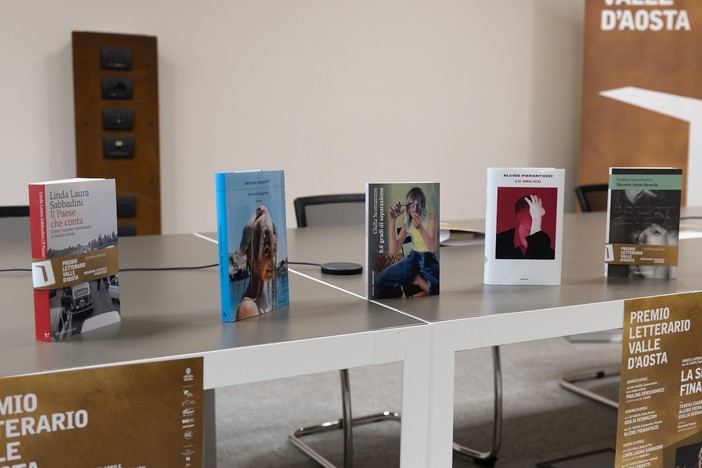 Torna il Premio letterario Valle d’Aosta, sette eventi per la seconda edizione Torna il Premio letterario Valle d’Aosta, sette eventi per la seconda edizione