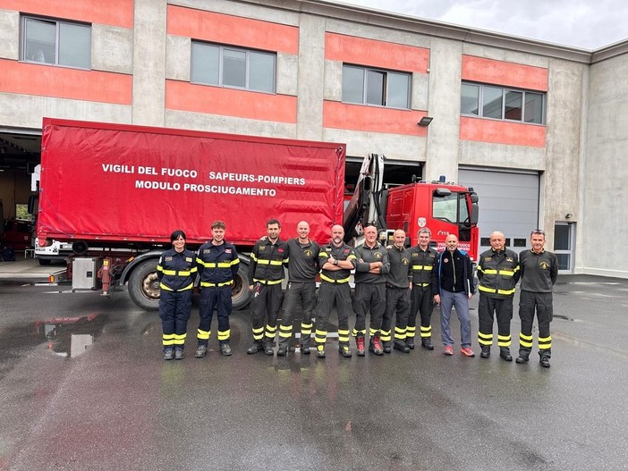 Alluvione a Bologna, Vigili del fuoco valdostani impegnati senza sosta Alluvione a Bologna, Vigili del fuoco valdostani impegnati senza sosta