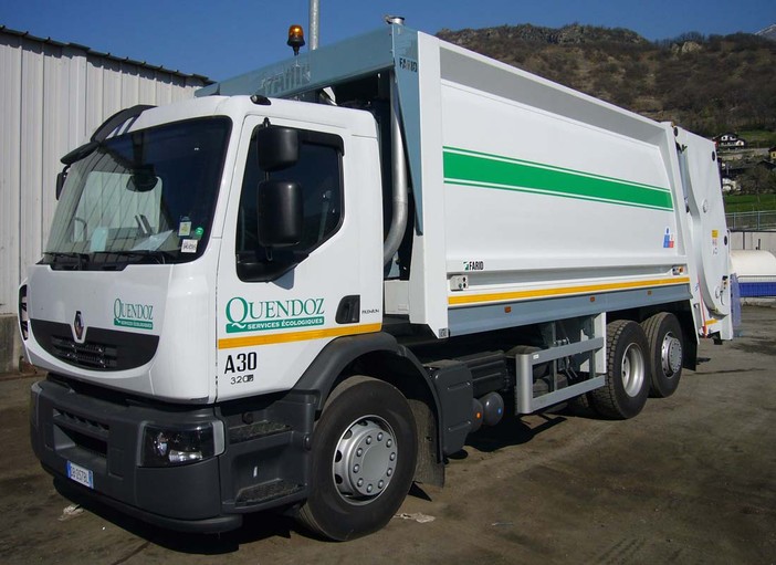 Rifiuti: servizio raccolta attivo per l’Immacolata, chiusi Centri