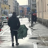 Marino Rodio mentre si allontana dal Palazzo di Giustizia