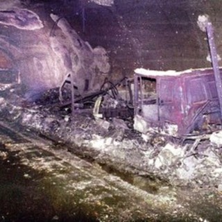 25 anni fa il rogo al tunnel del Bianco; Testolin: 'sicurezza nei trafori obiettivo primario'