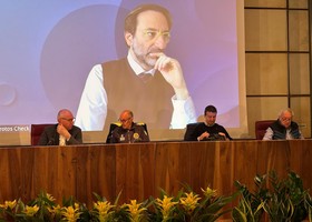 Il tavolo tecnico durante la riunione di questa mattina Il tavolo tecnico durante la riunione di questa mattina