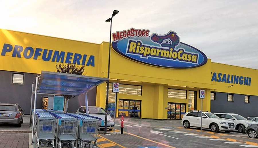 Saint-Christophe, Risparmio Casa apre punto vendita e promette 20 nuove assunzioni Saint-Christophe, Risparmio Casa apre punto vendita e promette 20 nuove assunzioni