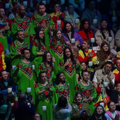 Bandiere e ragazzi/e di tutti i Paesi al Festival Mondiale della Gioventù