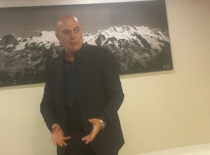 Marco Rizzo alcuni mesi fa durante la presentazione di un suo libro ad Aosta Marco Rizzo alcuni mesi fa durante la presentazione di un suo libro ad Aosta