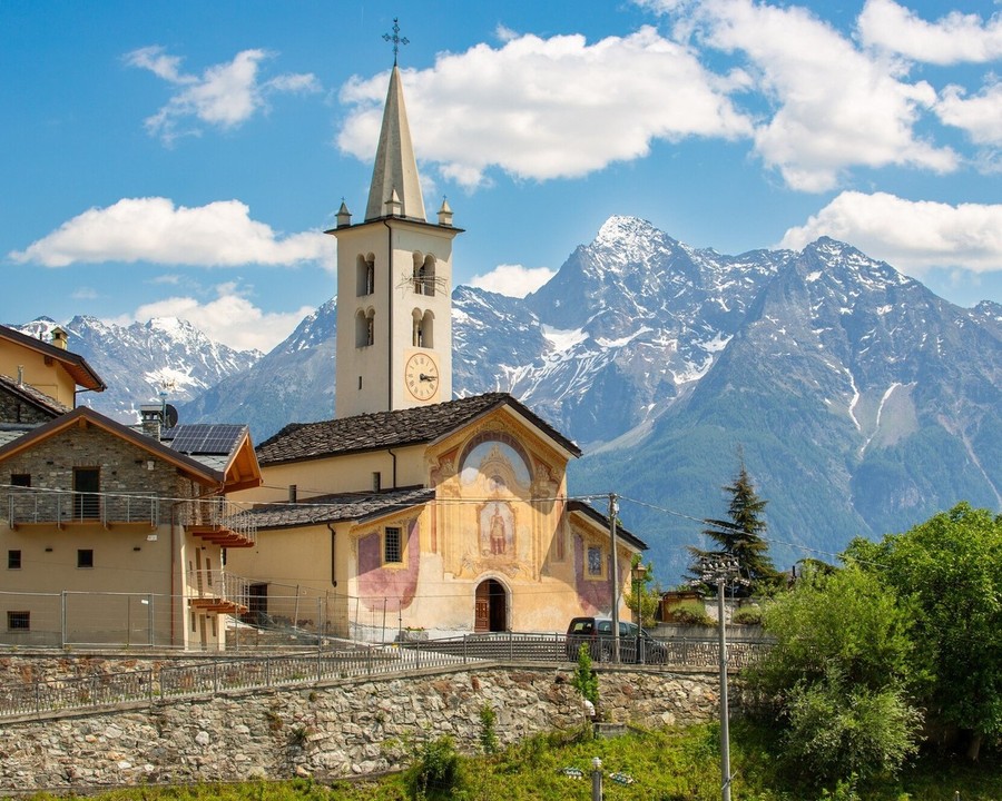 La chiesa parrocchiale di Roisan
