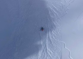 L'intervento di soccorso 'ripreso' dall'elicottero