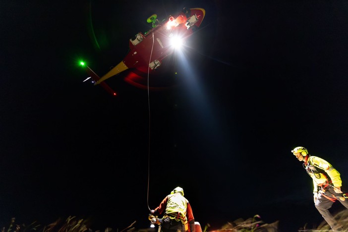 Paracadutista 'base jumper' precipita e muore in Val di Rhemes Paracadutista 'base jumper' precipita e muore in Val di Rhemes