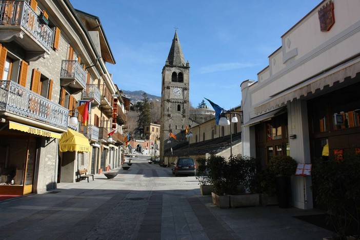 Elezioni comunali, a St-Vincent Zani sfida Favre