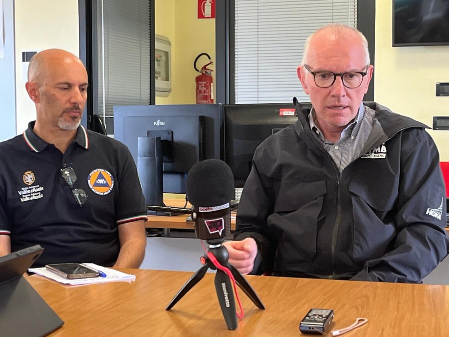 Valerio Segor insieme al Presidente della Giunta e Prefetto regionale, Renzo Testolin Valerio Segor insieme al Presidente della Giunta e Prefetto regionale, Renzo Testolin