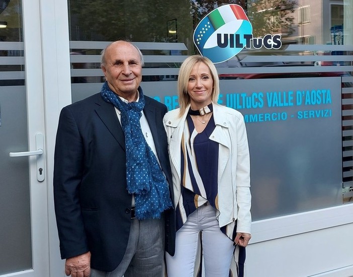 Il segretario uscente, Raffaele Statti e la neo segretaria regionale Laura Martini Il segretario uscente, Raffaele Statti e la neo segretaria regionale Laura Martini