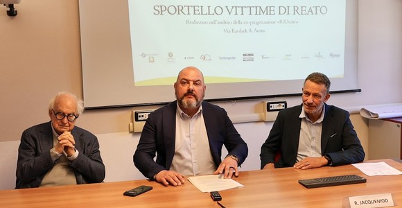 Aosta, apre lo sportello per le vittime di reato; assistenza gratuita e supporto psicologico