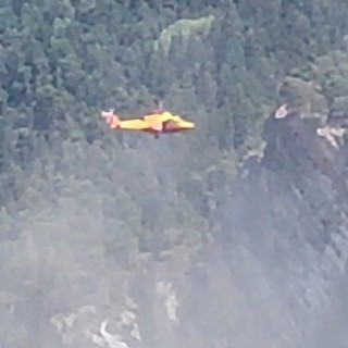 Cogne, domato principio d'incendio causato da fulmine