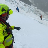 Sette alpinisti morti in 24 ore tra Monte Bianco e Cervino VIDEOINTERVENTO DEL DIRETTORE DEL SAV Sette alpinisti morti in 24 ore tra Monte Bianco e Cervino VIDEOINTERVENTO DEL DIRETTORE DEL SAV