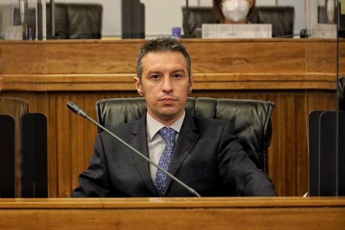 L'assessore alle Opere Pubbliche, Davide Sapinet L'assessore alle Opere Pubbliche, Davide Sapinet