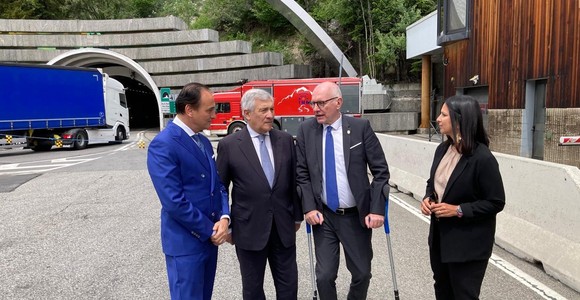 Da sn Alberto Cirio, Antonio Tajani, Renzo Testolin ed Emily Rini