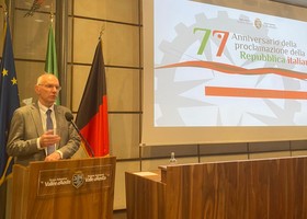 Il Presidente e Prefetto della Regione,  Renzo Testolin