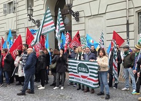 Cessione Telecontact, la protesta dei lavoratori valdostani