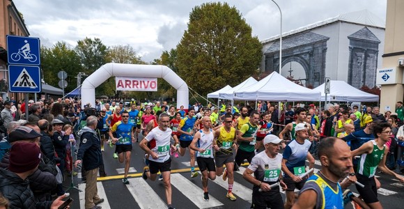 Aosta, il Trofeo Sette Torri modifica la viabilità; divieti e deviazioni il 25 ottobre Aosta, il Trofeo Sette Torri modifica la viabilità; divieti e deviazioni il 25 ottobre