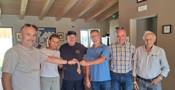 La consegna della struttura da parte dei funzionari regionali il 19 agosto scorso, alla presenza del delegato Fitav, Marco Bianchi e del sindaco di Chatillon, Jean-Claude Daudry La consegna della struttura da parte dei funzionari regionali il 19 agosto scorso, alla presenza del delegato Fitav, Marco Bianchi e del sindaco di Chatillon, Jean-Claude Daudry