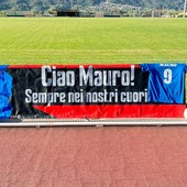 Il calcio valdostano ricorda Mauro Cusano, a St-Christophe in campo le giovani promesse e gli amici Il calcio valdostano ricorda Mauro Cusano, a St-Christophe in campo le giovani promesse e gli amici