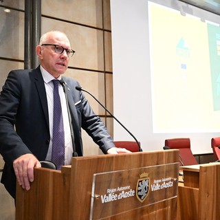 Il Presidente della Giunta, Renzo Testolin