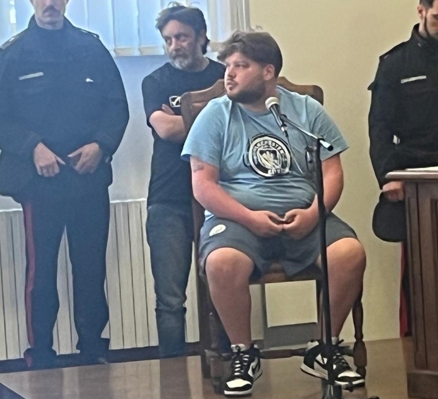 Vincenzo Santone e Francesco Natale nell'aula del tribunale di Aosta