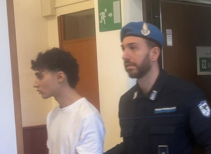 Omicidio La Salle, il pm accusa la difesa di 'mistificare la realtà'; i legali replicano; attesa la sentenza