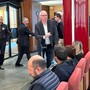 Il Presidente Testolin (al centro nella foto) durante la riunione con i sindaci dei paesi interessati dai lavori Il Presidente Testolin (al centro nella foto) durante la riunione con i sindaci dei paesi interessati dai lavori