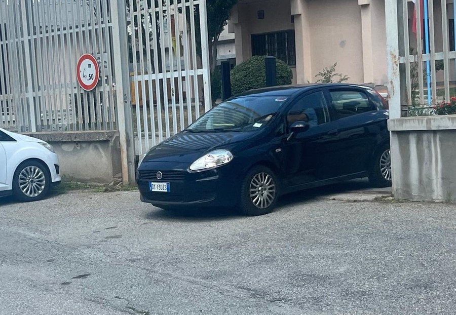 Il giudice delle indagini preliminari esce dal carcere di Brissogne dopo l'udienza di convalida
