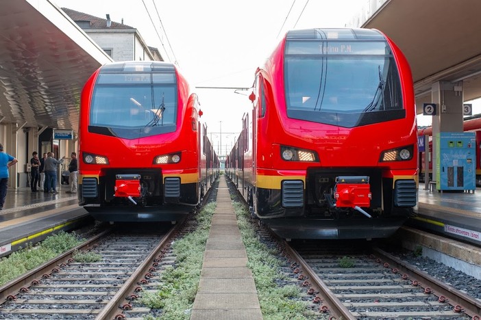 Ferrovia Aosta-Torino, presentati sei nuovi treni elettrici della Regione