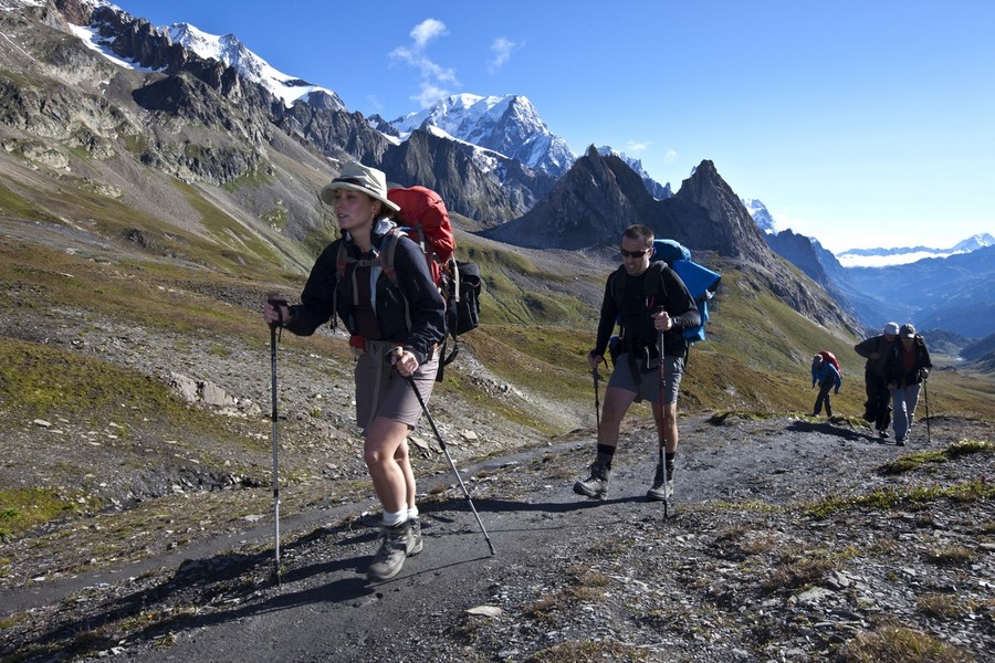 Tour du Mont-Blanc, a Courmayeur si rafforza la regia transfrontaliera Tour du Mont-Blanc, a Courmayeur si rafforza la regia transfrontaliera