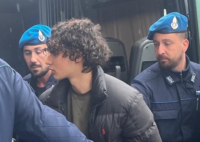 Teima Sohaib all'arrivo a Palazzo di Giustizia
