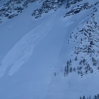 Pericolo valanghe, chiude fino a domattina la strada per Cogne