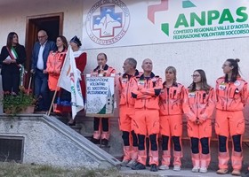 Un momento dell'inaugurazioone della sede Un momento dell'inaugurazioone della sede
