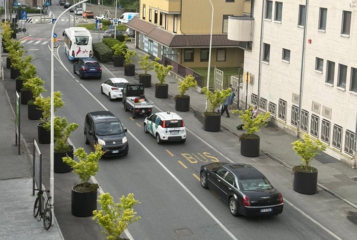 Aosta, traffico in tilt per i cantieri; proteste degli automobilisti e appello di Confcommercio al Comune