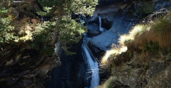 Un tratto del torrente che scende nel vallone della Valeille