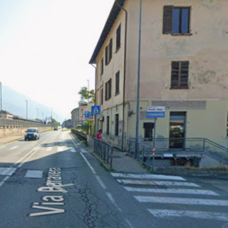 Il punto esatto in via Paravera dov'è avvenuto l'incidente