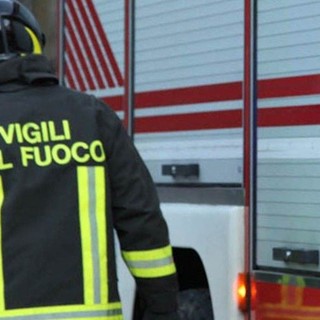 Incendio in un alloggio a Saint-Vincent, grave un anziano ustionato
