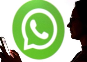 Nuova truffa su WhatsApp: finti sondaggi per rubare gli account