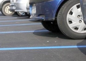 Aosta, a oggi raccolte 400 firme contro i parcheggi a pagamento Aosta, a oggi raccolte 400 firme contro i parcheggi a pagamento