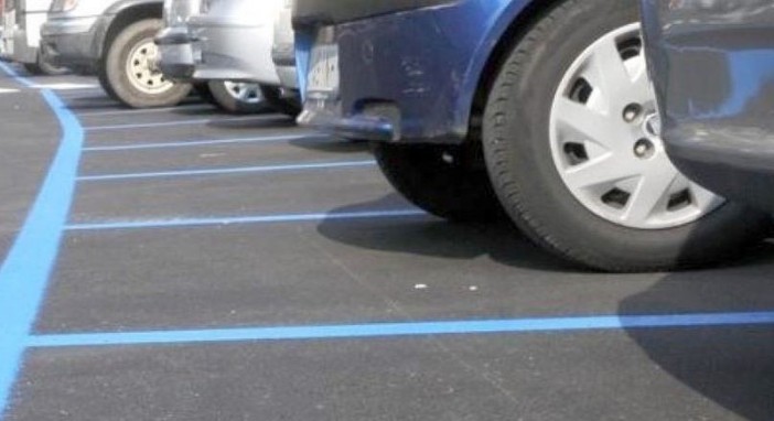 Aosta, Giudice di Pace annulla multa su strisce blu; 'mancano parcheggi gratuiti in centro' Aosta, Giudice di Pace annulla multa su strisce blu; 'mancano parcheggi gratuiti in centro'
